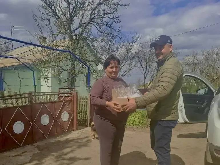 Сотни куличей, десятки адресов и одна простая мысль – поддержать Сотни куличей, десятки адресов и одна простая мысль – поддержать