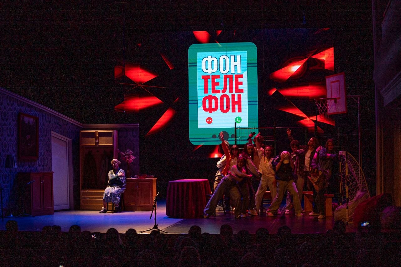 Студенты Херсонского государственного университета стали участниками социального спектакля Студенты Херсонского государственного университета стали участниками социального спектакля