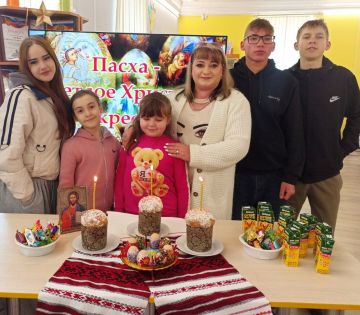 В Любимовской библиотеке прошёл фольклорный час "Пасхальной радости - сияние!"