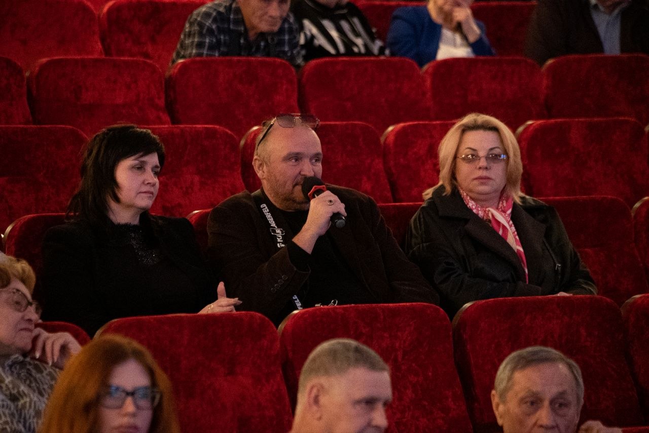 Студенты Херсонского государственного университета стали участниками социального спектакля Студенты Херсонского государственного университета стали участниками социального спектакля