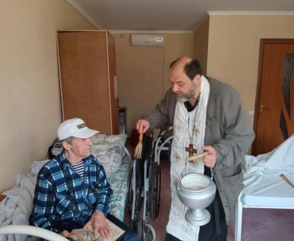 Священнослужитель поздравил подопечных с Воскресением Христовым Священнослужитель поздравил подопечных с Воскресением Христовым