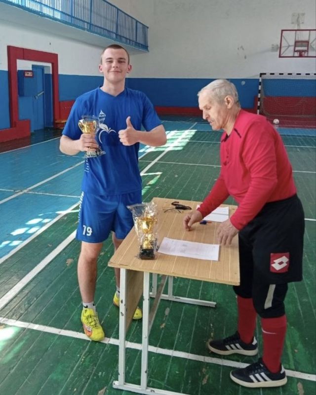 В Каховке прошел турнир ДЮСШ по мини-футболу "Будущие лидеры" В Каховке прошел турнир ДЮСШ по мини-футболу "Будущие лидеры"