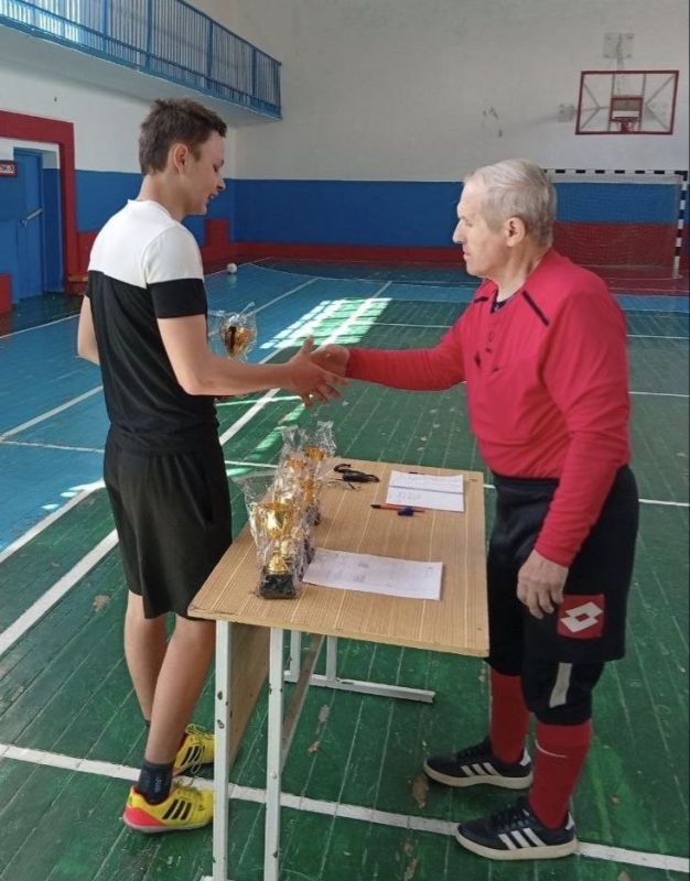 В Каховке прошел турнир ДЮСШ по мини-футболу "Будущие лидеры" В Каховке прошел турнир ДЮСШ по мини-футболу "Будущие лидеры"