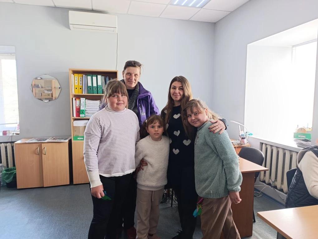 Книги — детям: управление труда Голопристанского округа поддержало многодетные семьи Книги — детям: управление труда Голопристанского округа поддержало многодетные семьи