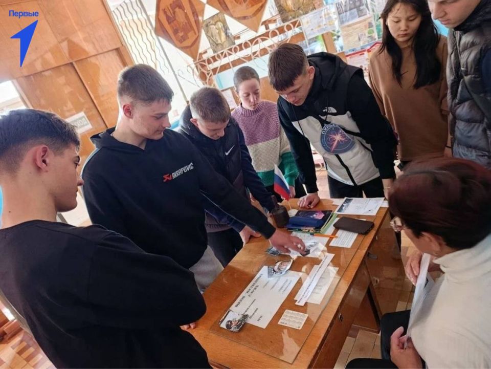 Первые Новоалександровской школы прошли космический квест ко Дню космонавтики Первые Новоалександровской школы прошли космический квест ко Дню космонавтики