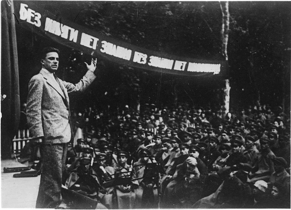 Владимир Сальдо: 14 апреля — день памяти Владимира Маяковского Владимир Сальдо: 14 апреля — день памяти Владимира Маяковского