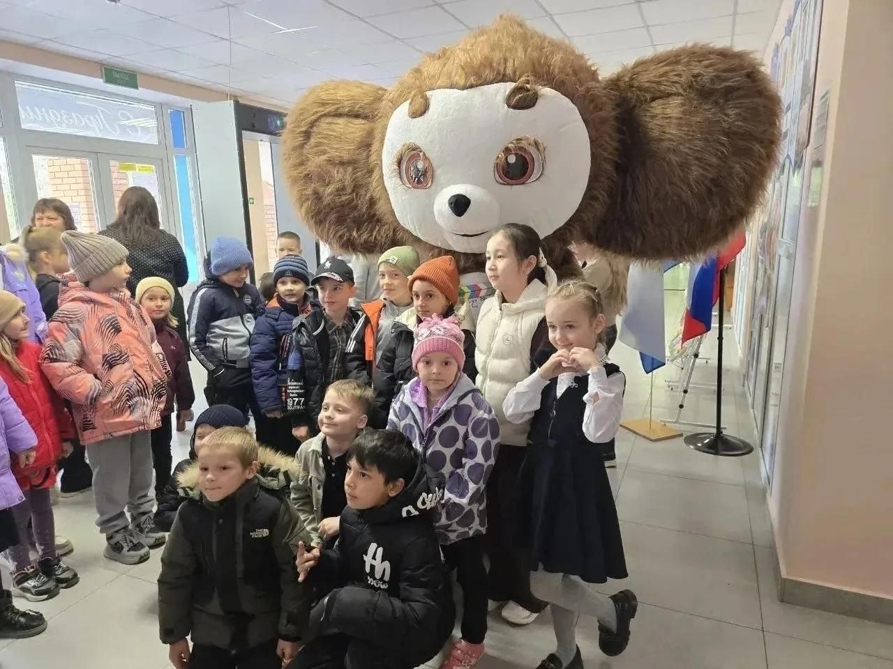 В День космонавтики «КиноСреда» объединила юных зрителей по всей Херсонской области В День космонавтики «КиноСреда» объединила юных зрителей по всей Херсонской области