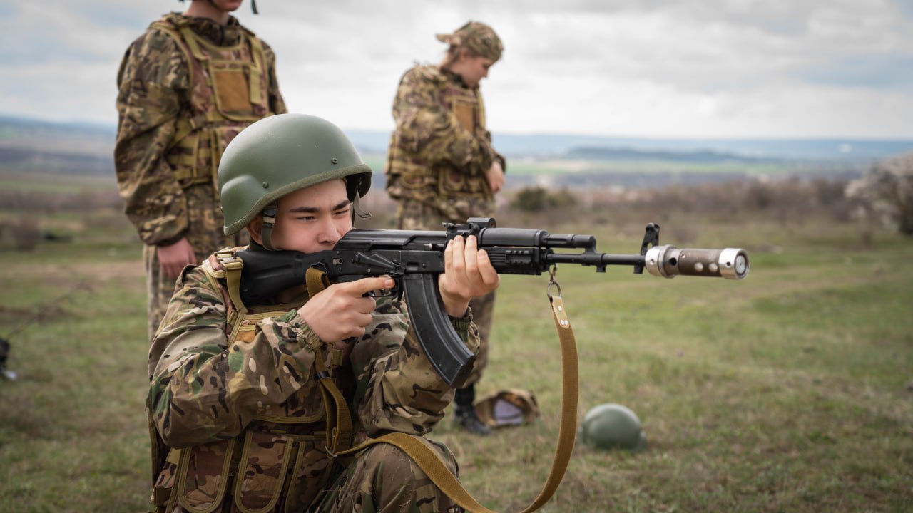 Представители Херсонской области приняли участие в Школе тактического обучения российской молодежи «ШТОРМ-КРЫМ-2026» в Бахчисарае Представители Херсонской области приняли участие в Школе тактического обучения российской молодежи «ШТОРМ-КРЫМ-2026» в Бахчисарае