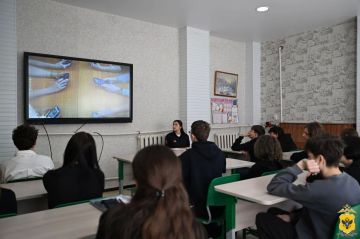 В Херсонской области полицейские рассказали школьникам о кибербезопасности