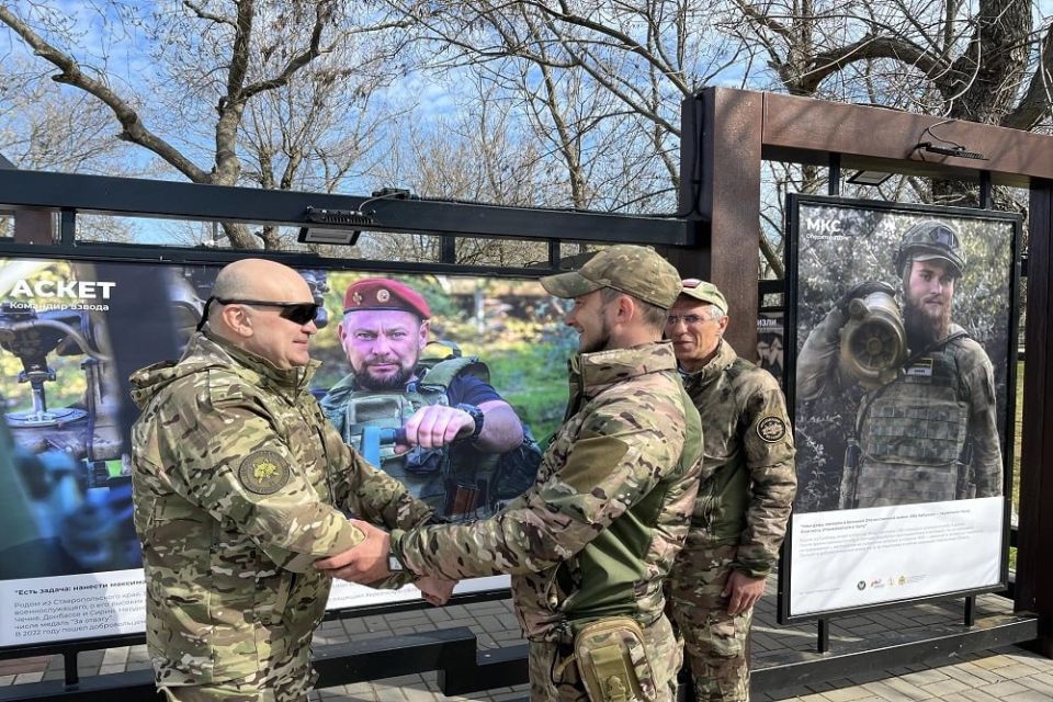 Губернатор Сальдо поздравил с трехлетием боевой работы отряд имени Маргелова Губернатор Сальдо поздравил с трехлетием боевой работы отряд имени Маргелова