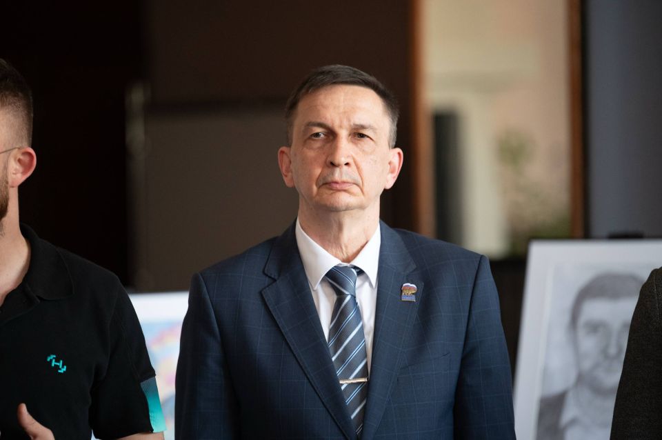 Открыли выставку «Герои освобожденной Херсонщины» Открыли выставку «Герои освобожденной Херсонщины»