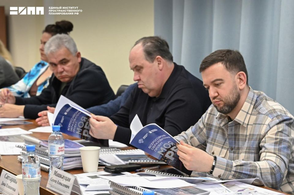 В Чаплинском муниципальном округе завершили памятника майора Горохова В Чаплинском муниципальном округе завершили памятника майора Горохова