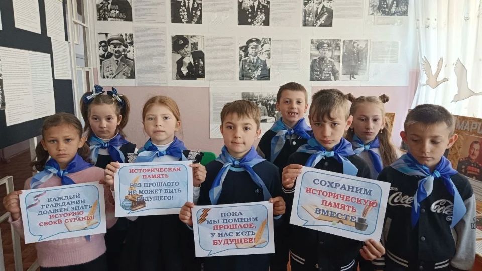 В ГБОУ ХО «Любимовская школа Ивановского района» продолжается активная реализация Всероссийской программы развития социальной активности обучающихся начальных классов «Орлята России» В ГБОУ ХО «Любимовская школа Ивановского района» продолжается активная реализация Всероссийской программы развития социальной активности обучающихся начальных классов «Орлята России»