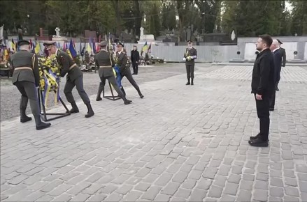 � ������� ������ ������ ������ ���� XVI ������