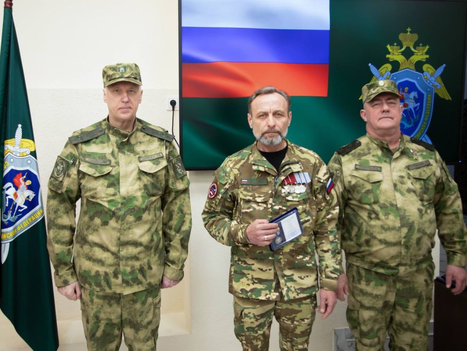 Председатель Следственного комитета России провел оперативное совещание в Луганске Председатель Следственного комитета России провел оперативное совещание в Луганске
