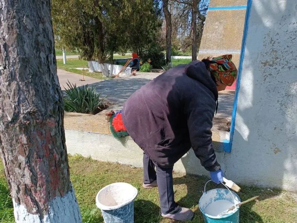 Забота о памяти: сельский Клуб села Ивановка привел в порядок Обелиск "Погибшим воинам-односельчанам" Забота о памяти: сельский Клуб села Ивановка привел в порядок Обелиск "Погибшим воинам-односельчанам"