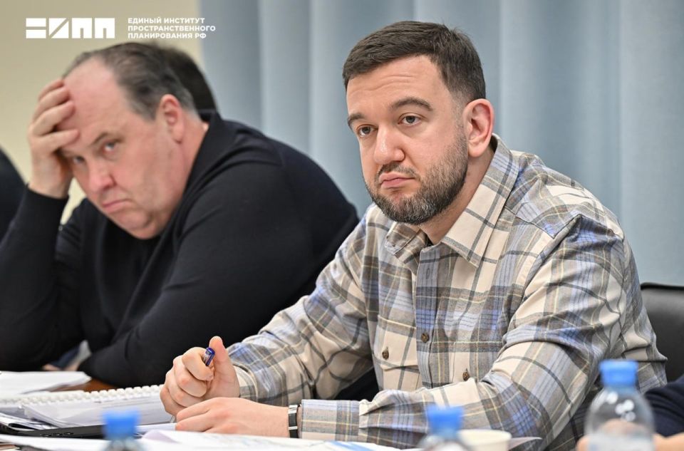 Единый институт обсудил с Правительством Херсонской области разработку градостроительной документации 2023–2027 годов Единый институт обсудил с Правительством Херсонской области разработку градостроительной документации 2023–2027 годов