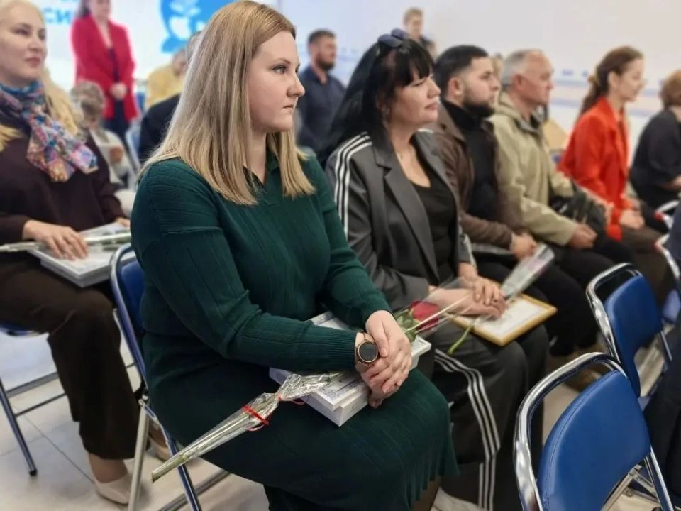 В Штабе общественной поддержки Единой России подвели итоги конкурса среди домов культуры и детских школ искусств Херсонской области В Штабе общественной поддержки Единой России подвели итоги конкурса среди домов культуры и детских школ искусств Херсонской области