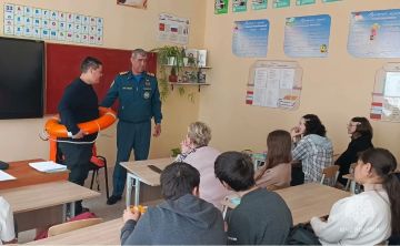 ������ � ������������ �� ���� � ������������ ����