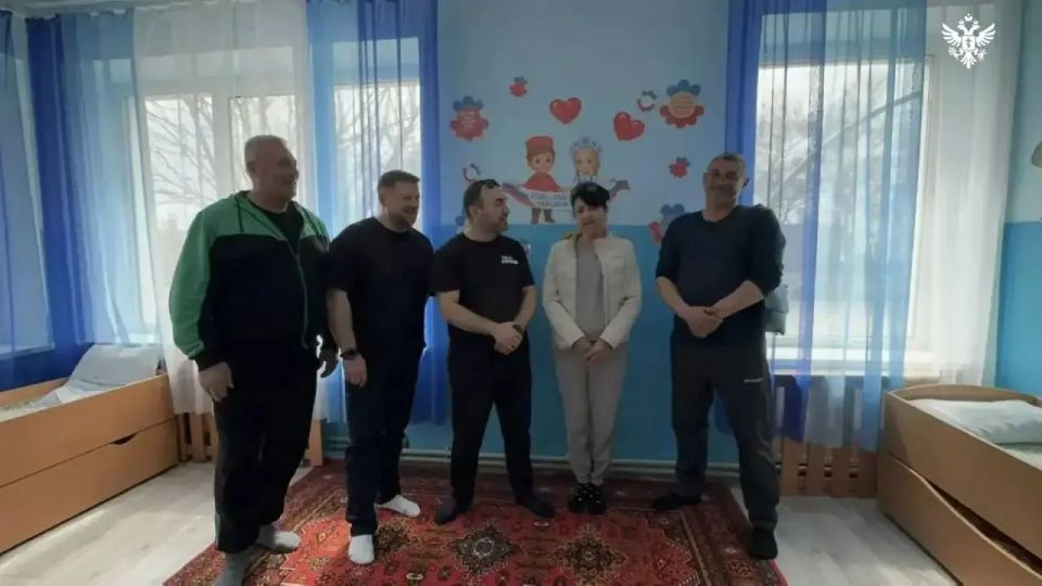 Волонтеры из Казани посетили Херсонскую область с гуманитарной миссией Волонтеры из Казани посетили Херсонскую область с гуманитарной миссией
