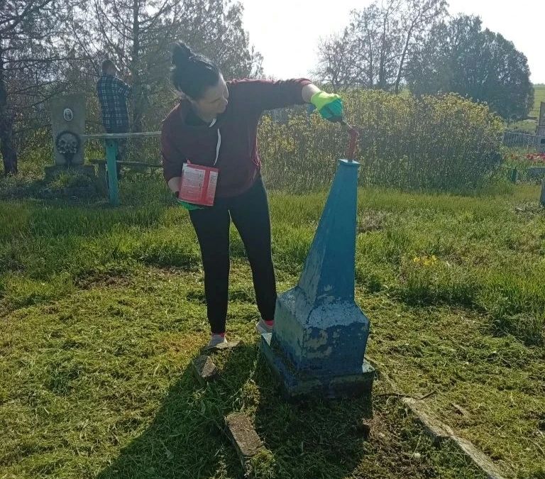 Субботник в Красной Поляне, вместе сохраняем память и порядок Субботник в Красной Поляне, вместе сохраняем память и порядок