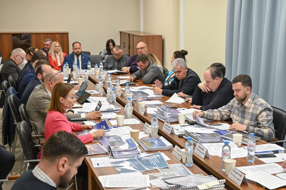 Единый институт обсудил с Правительством Херсонской области разработку градостроительной документации 2023–2027 годов Единый институт обсудил с Правительством Херсонской области разработку градостроительной документации 2023–2027 годов