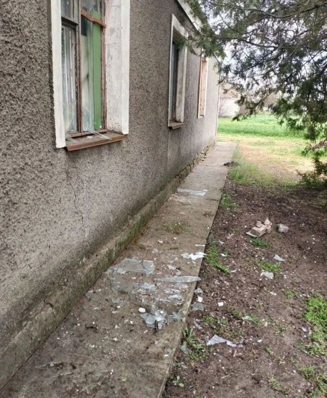Беспилотник ВСУ атаковал подстанцию в Дудчино Каховского округа Беспилотник ВСУ атаковал подстанцию в Дудчино Каховского округа