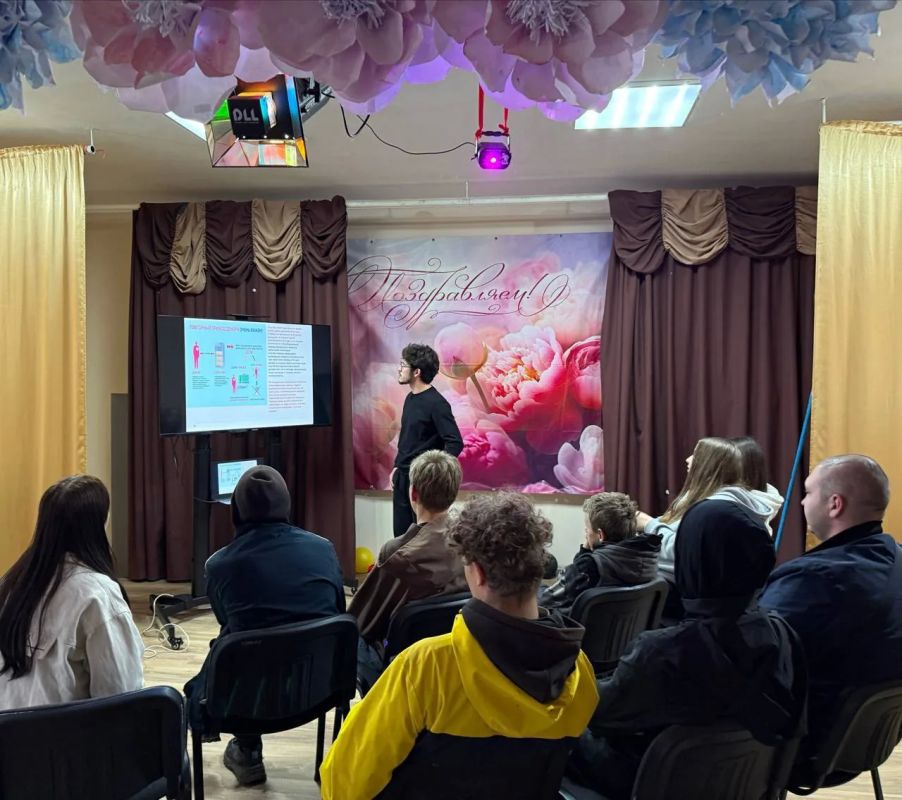 В Марьяновском сельском клубе прошла лекция, посвящённая Национальному дню донора крови В Марьяновском сельском клубе прошла лекция, посвящённая Национальному дню донора крови