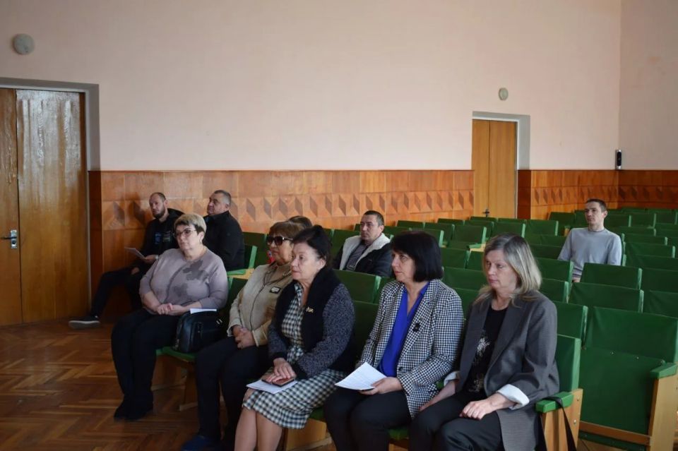 Состоялось сорок второе (очередное) заседание Совета депутатов Новотроицкого муниципального округа Херсонской области при участии Главы округа Евгении Кузьменко Состоялось сорок второе (очередное) заседание Совета депутатов Новотроицкого муниципального округа Херсонской области при участии Главы округа Евгении Кузьменко