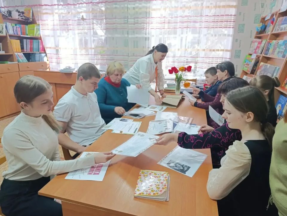 «Книга памяти» Чаплинской школы №1: подвиг предков, оживший в сердцах поколений «Книга памяти» Чаплинской школы №1: подвиг предков, оживший в сердцах поколений
