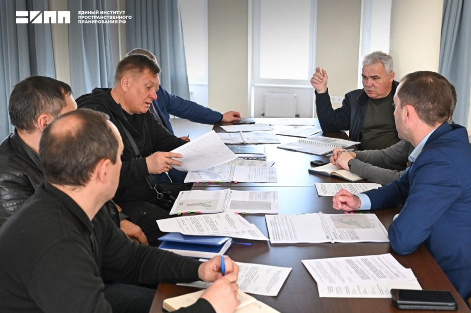 Эксперты Единого института обсудили вопросы развития инженерной инфраструктуры Херсонской области Эксперты Единого института обсудили вопросы развития инженерной инфраструктуры Херсонской области