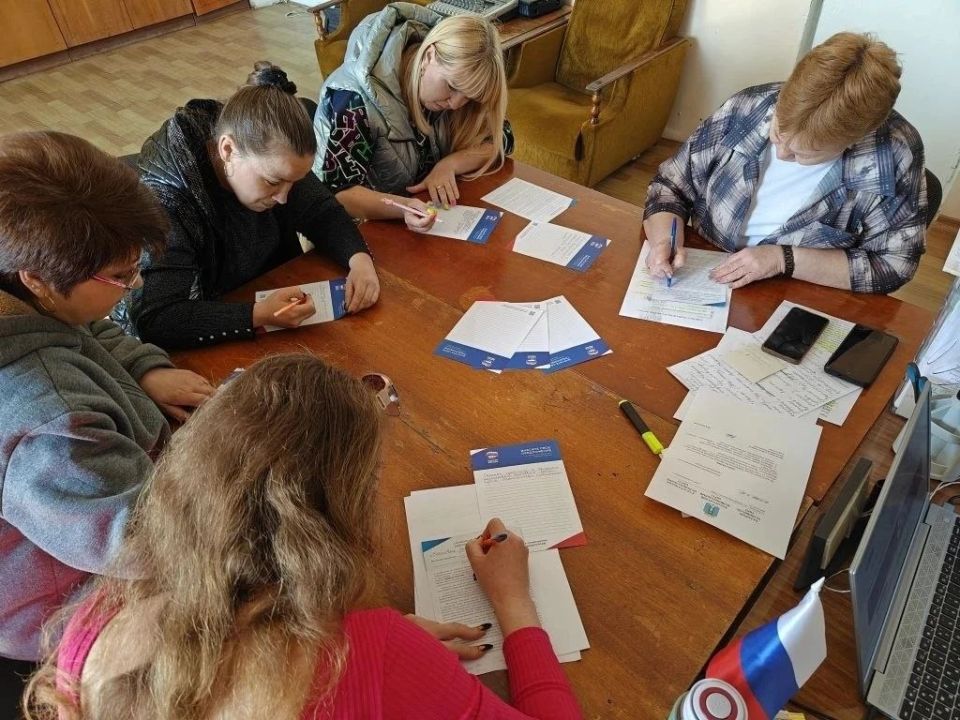 В Каланчакском округе идёт сбор идей для Народной программы «Единой России»! В Каланчакском округе идёт сбор идей для Народной программы «Единой России»!