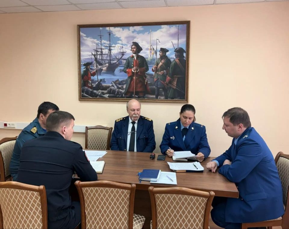 После проверки. В Таганрогской транспортной прокуратуре состоялось заседание межведомственной рабочей группы После проверки. В Таганрогской транспортной прокуратуре состоялось заседание межведомственной рабочей группы