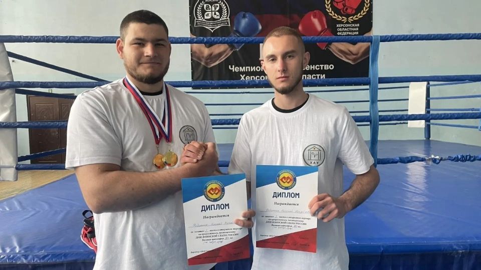Открытый турнир по армрестлингу в Скадовске Открытый турнир по армрестлингу в Скадовске