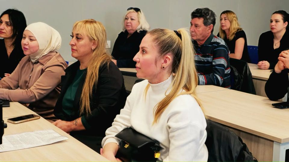 Георгий Кириенко встретился с выпускниками ХТУ на профориентационном совещании Георгий Кириенко встретился с выпускниками ХТУ на профориентационном совещании