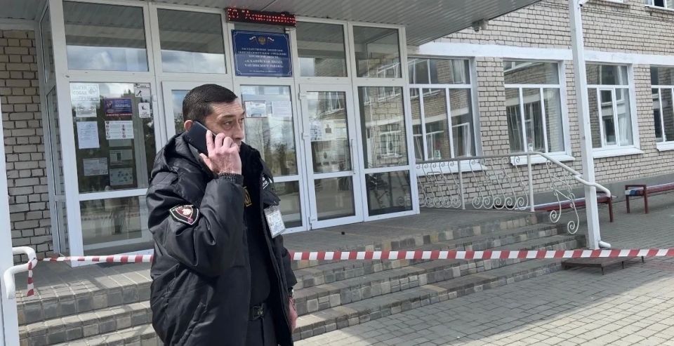 В образовательных организациях Херсонской области прошли Всероссийские учения по действиям при террористических угрозах В образовательных организациях Херсонской области прошли Всероссийские учения по действиям при террористических угрозах