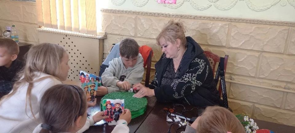 Яркий символ единства создали ребята в Плавском! Яркий символ единства создали ребята в Плавском!