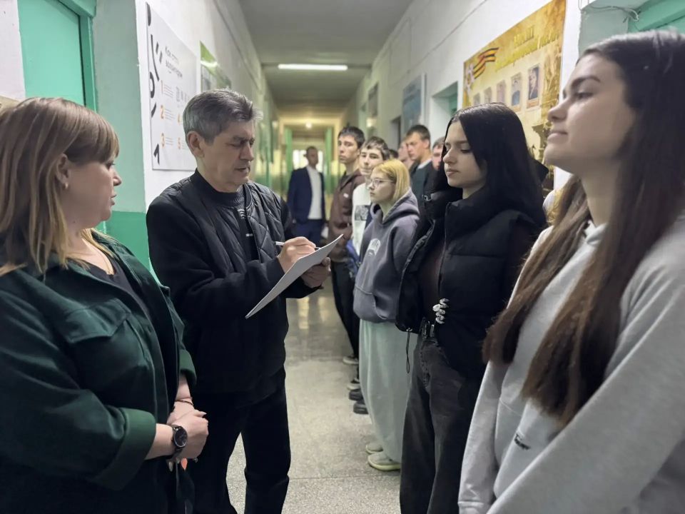 В образовательных организациях Херсонской области прошли Всероссийские учения по действиям при террористических угрозах В образовательных организациях Херсонской области прошли Всероссийские учения по действиям при террористических угрозах
