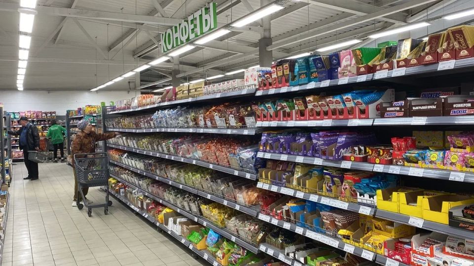 В Геническе проверили цены на социально значимые продукты в супермаркете и на рынке В Геническе проверили цены на социально значимые продукты в супермаркете и на рынке