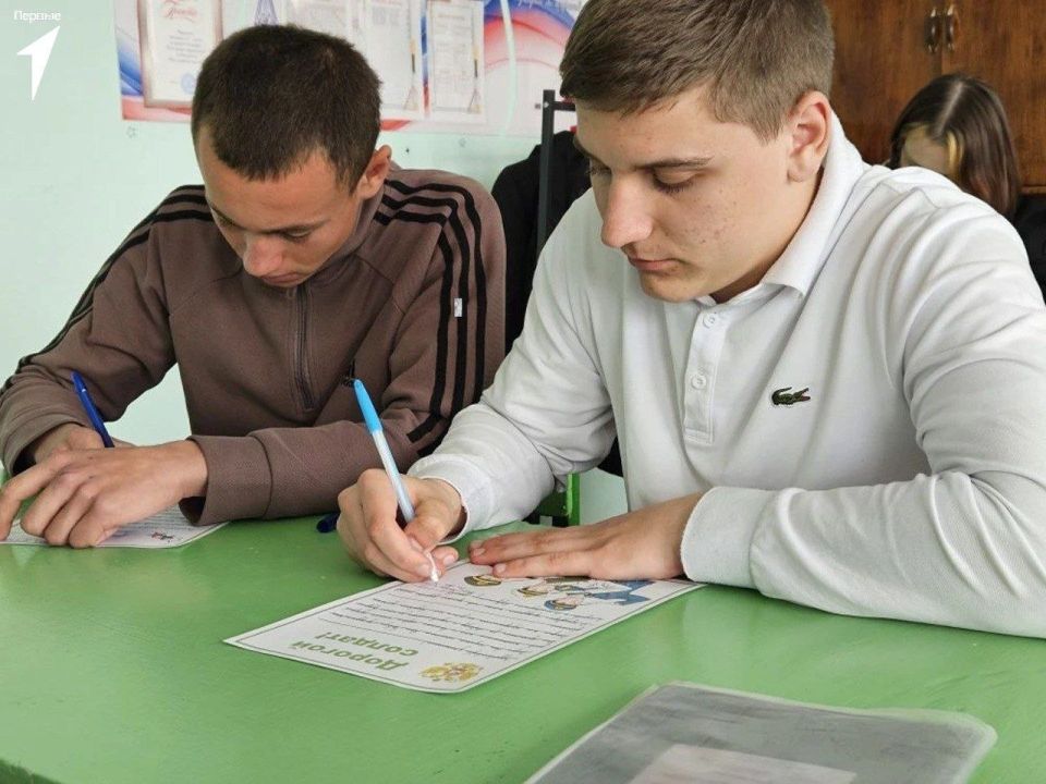Первые Подовской школы приняли участие в акции ко Дню Победы Первые Подовской школы приняли участие в акции ко Дню Победы