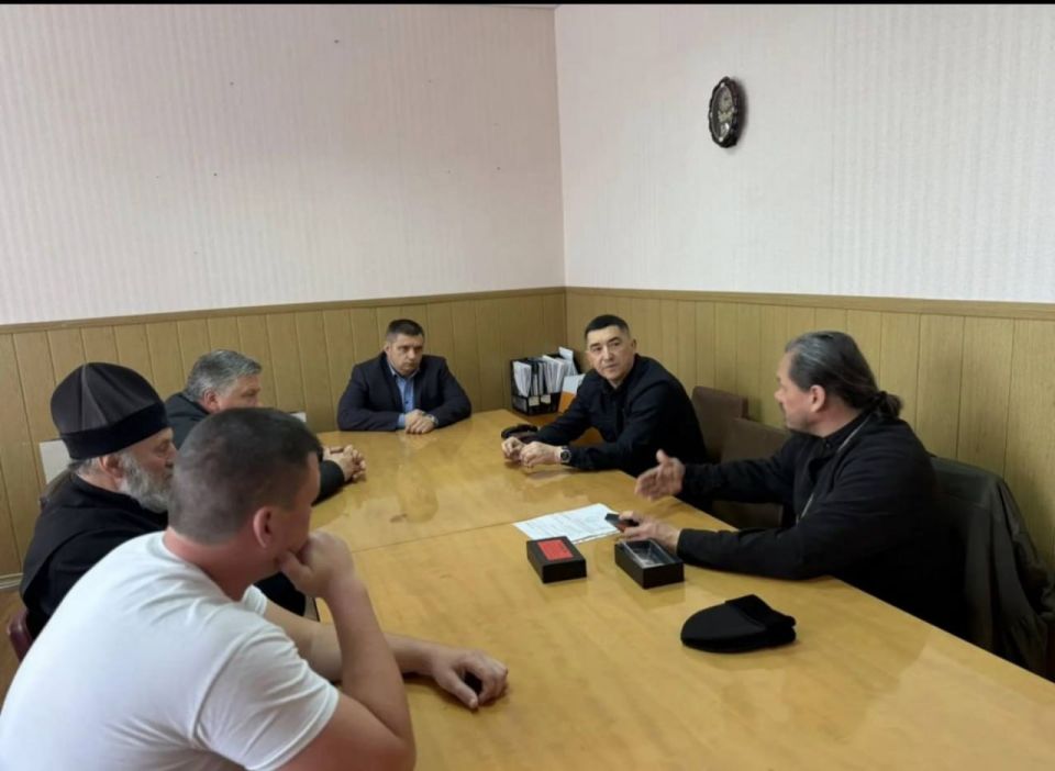 Энвер Абдураимов: Провёл встречу с представителями епархии и скорой помощи по вопросам оснащения и взаимодействия Энвер Абдураимов: Провёл встречу с представителями епархии и скорой помощи по вопросам оснащения и взаимодействия