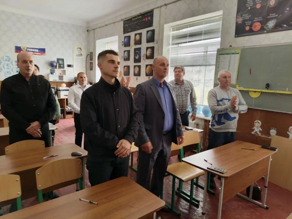 Депутаты партии «Единая Россия» и сотрудники администрации Голопристанского района приняли участие в акции «Диктант Победы» — многие подключились онлайн Депутаты партии «Единая Россия» и сотрудники администрации Голопристанского района приняли участие в акции «Диктант Победы» — многие подключились онлайн