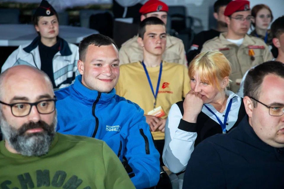 Обучение и лидерство!. В Центре созидания «Маяк» прошёл региональный форум «Задавай шаг и действуй!» Обучение и лидерство!. В Центре созидания «Маяк» прошёл региональный форум «Задавай шаг и действуй!»