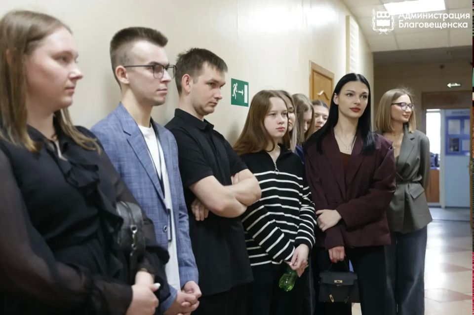 В Благовещенске обсудили способы привлечения молодежи на муниципальную службу и создали идеальный портрет кандидата В Благовещенске обсудили способы привлечения молодежи на муниципальную службу и создали идеальный портрет кандидата