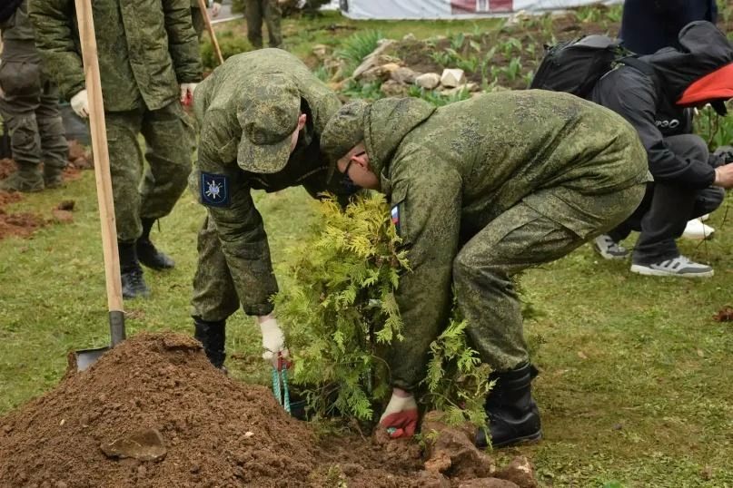 Более 10 тысяч мероприятий пройдёт по всей России во время Всероссийской недели субботников «Мы за чистоту»! Более 10 тысяч мероприятий пройдёт по всей России во время Всероссийской недели субботников «Мы за чистоту»!
