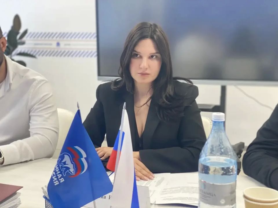 В Херсонской области прошло очередное заседание регионального оргкомитета по проведению предварительного голосования Единой России В Херсонской области прошло очередное заседание регионального оргкомитета по проведению предварительного голосования Единой России