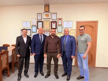 23 ������ � ����� ������� ���� �. ������ ������ ����� ������ ������, ������������ ����� ������� � ������� ������� ���������� �������