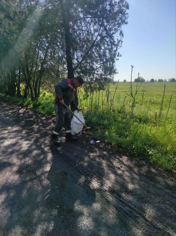 Рабочие Малокаховского участка КСК приняли участие во Всероссийском субботнике Рабочие Малокаховского участка КСК приняли участие во Всероссийском субботнике