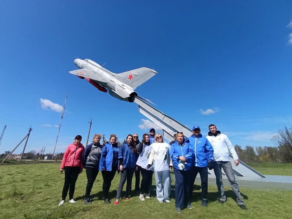 В Чаплинском округе прошёл Всероссийский субботник в рамках партийного проекта Единая Россия «Городская среда» В Чаплинском округе прошёл Всероссийский субботник в рамках партийного проекта Единая Россия «Городская среда»