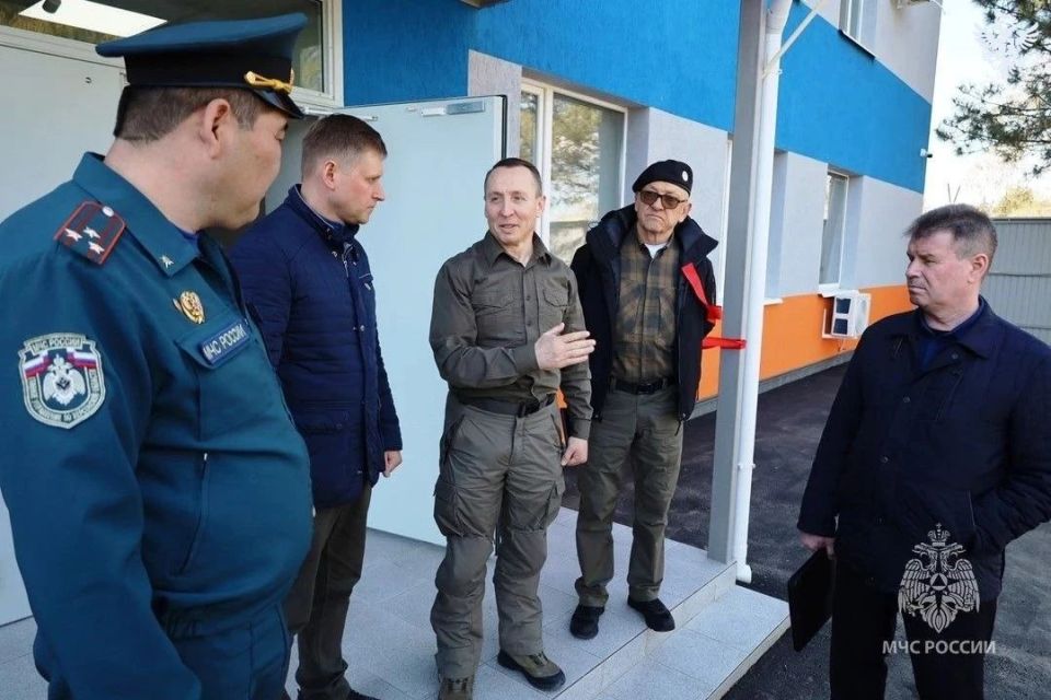В посёлке Новотроицкое после капитального ремонта открылась пожарно-спасательная часть В посёлке Новотроицкое после капитального ремонта открылась пожарно-спасательная часть
